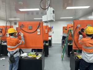 TSDC class learning electrical installation simulation in wooden board